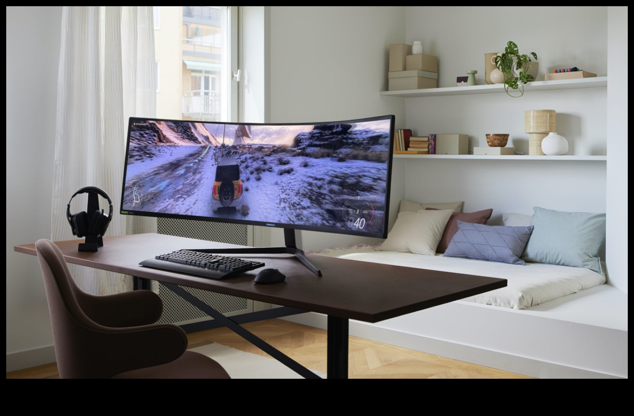 טכנולוגיה פוגשת מסורת: מסכים בהשראה קלאסית עם תכונות מודרניות