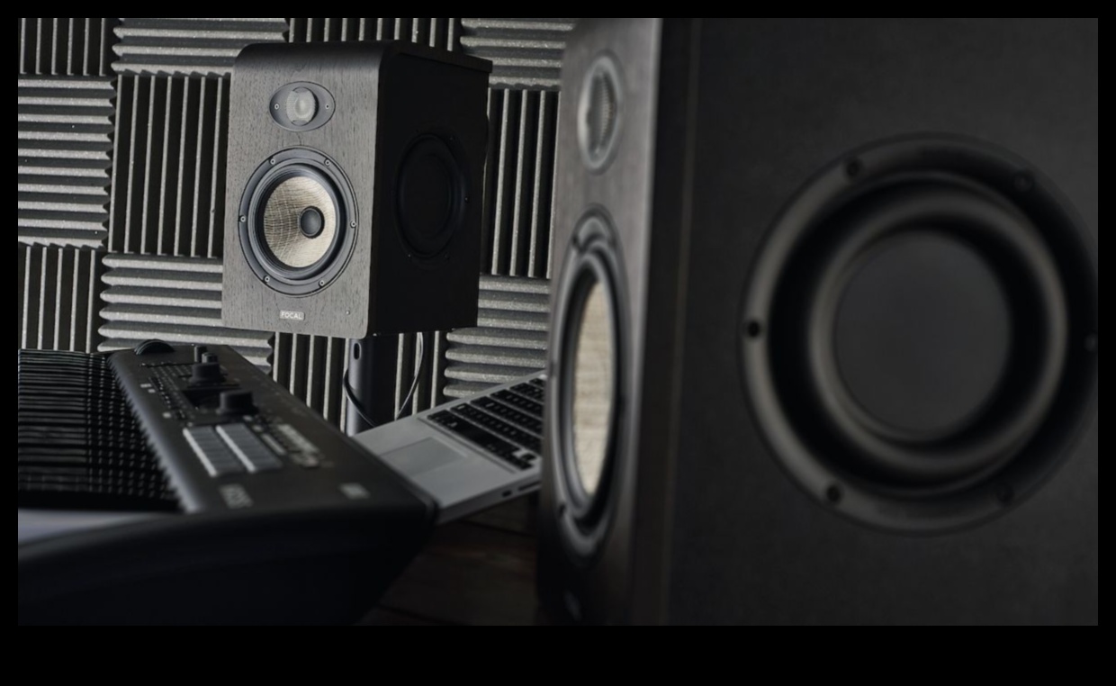 טכנולוגיה פוגשת מסורת: מסכים בהשראה קלאסית עם תכונות מודרניות