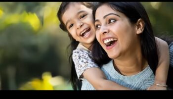 אמנות האבות המודעת: בניית קשרים עם נוכחות