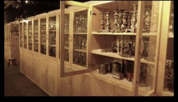 עדים שקטים: חפצים עתיקים כשומרי זמן